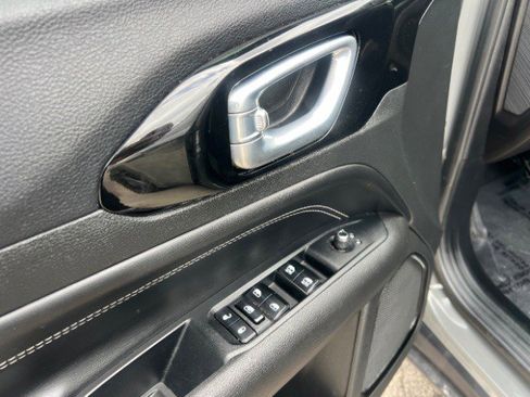 Used 2023 Jeep Compass Altitude AWD/4WD image 29