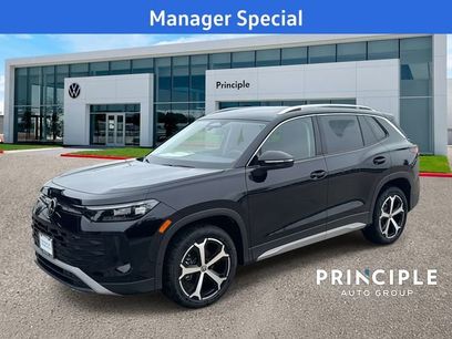 New 2025 Volkswagen Tiguan SE