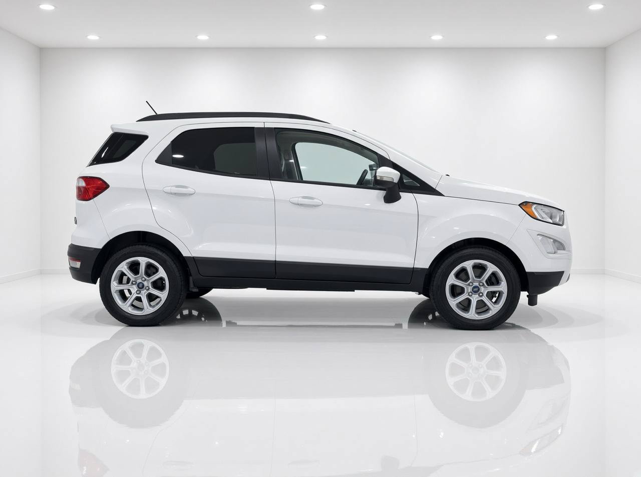 Used 2019 Ford EcoSport SE w/ SE Convenience Package FWD image 7