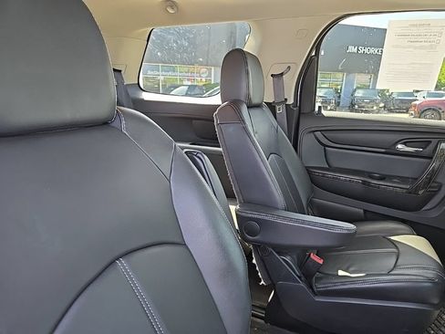 Used 2017 GMC Acadia Limited SLT AWD/4WD image 34