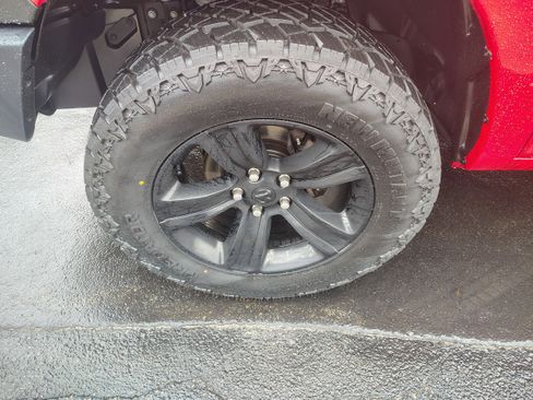 Certified 2021 RAM 1500 Classic Warlock w/ Luxury Group image 5