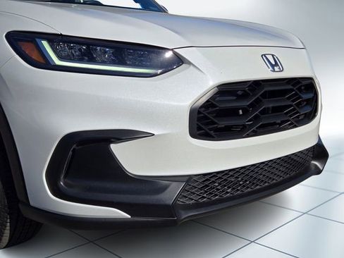 Certified 2023 Honda HR-V Sport image 2