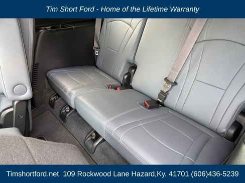Used 2023 Buick Enclave Essence w/ Experience Buick Package AWD/4WD image 10