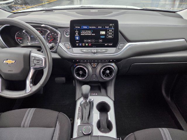 Certified 2023 Chevrolet Blazer LT w/ Convenience Package AWD/4WD image 18