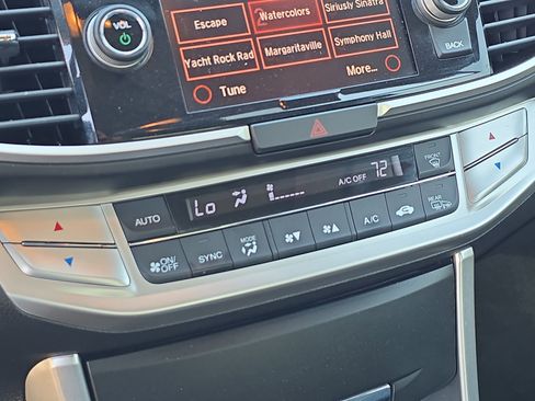 Used 2014 Honda Accord EX-L image 18