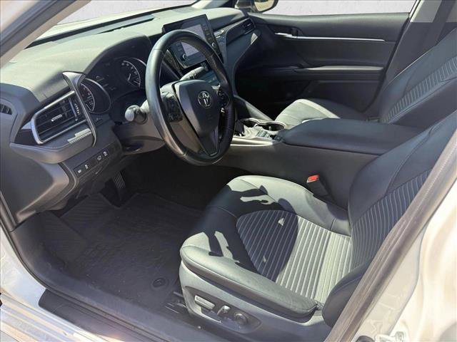 Used 2023 Toyota Camry SE w/ Convenience Package AWD/4WD image 9