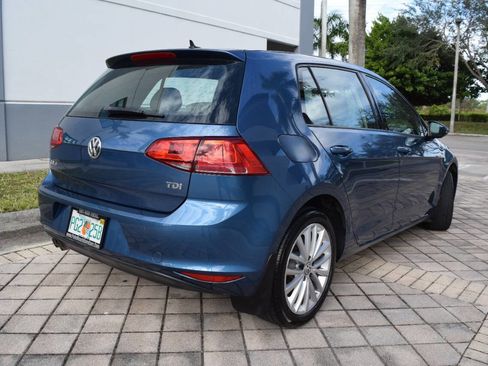 Used 2015 Volkswagen Golf TDI SE image 6