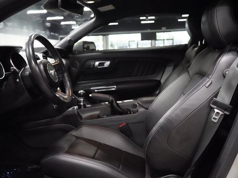 Used 2022 Ford Mustang GT Premium w/ Ford Safe & Smart Package RWD image 10