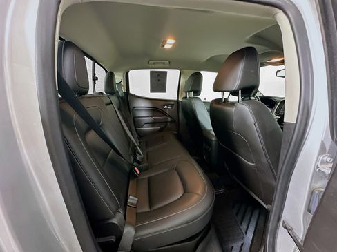 Used 2016 GMC Canyon SLT w/ Driver Alert Package image 29