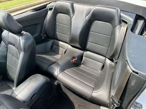 Used 2020 Ford Mustang Premium image 22