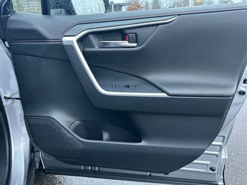 Certified 2025 Toyota RAV4 XSE image 16