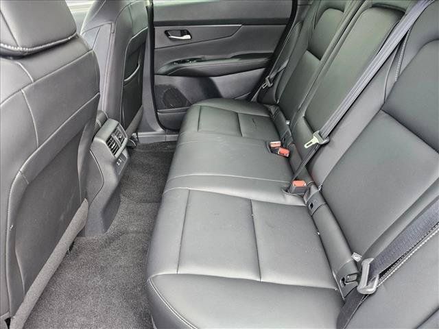 Certified 2025 Nissan Murano SV FWD image 19