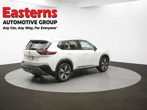 Used 2022 Nissan Rogue SL w/ SL Premium Package image 42