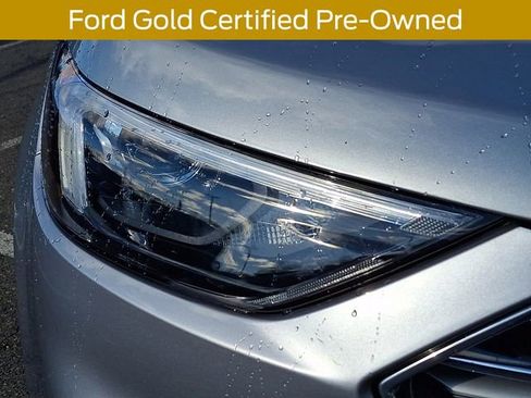 Used 2024 Ford Edge Titanium image 11