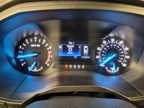 Used 2019 Ford Edge SE FWD image 23