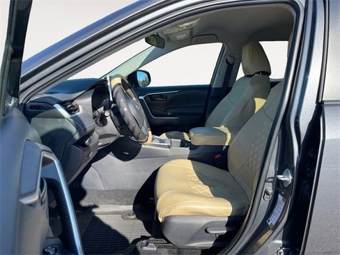 Certified 2024 Toyota RAV4 LE image 9