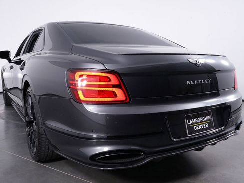 Used 2023 Bentley Flying Spur W12 image 18