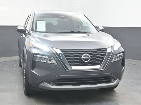 Used 2021 Nissan Rogue SL w/ Premium Package FWD image 2