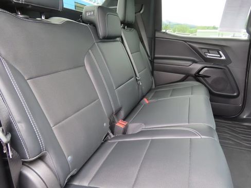 Certified 2025 Chevrolet Silverado EV LT AWD/4WD image 41
