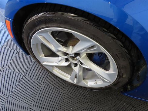 Used 2017 Chevrolet Camaro SS RWD image 8