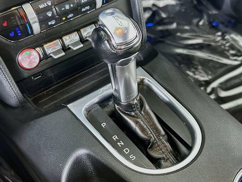 Used 2019 Ford Mustang Premium RWD image 30