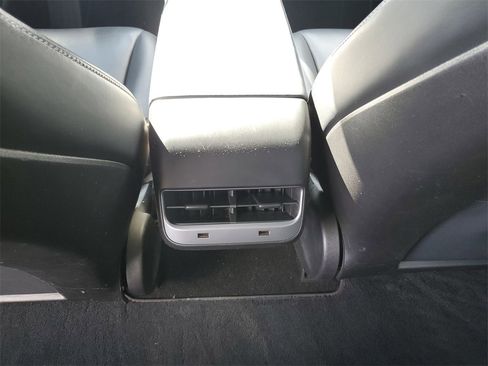 Used 2019 Tesla Model 3 Long Range image 12