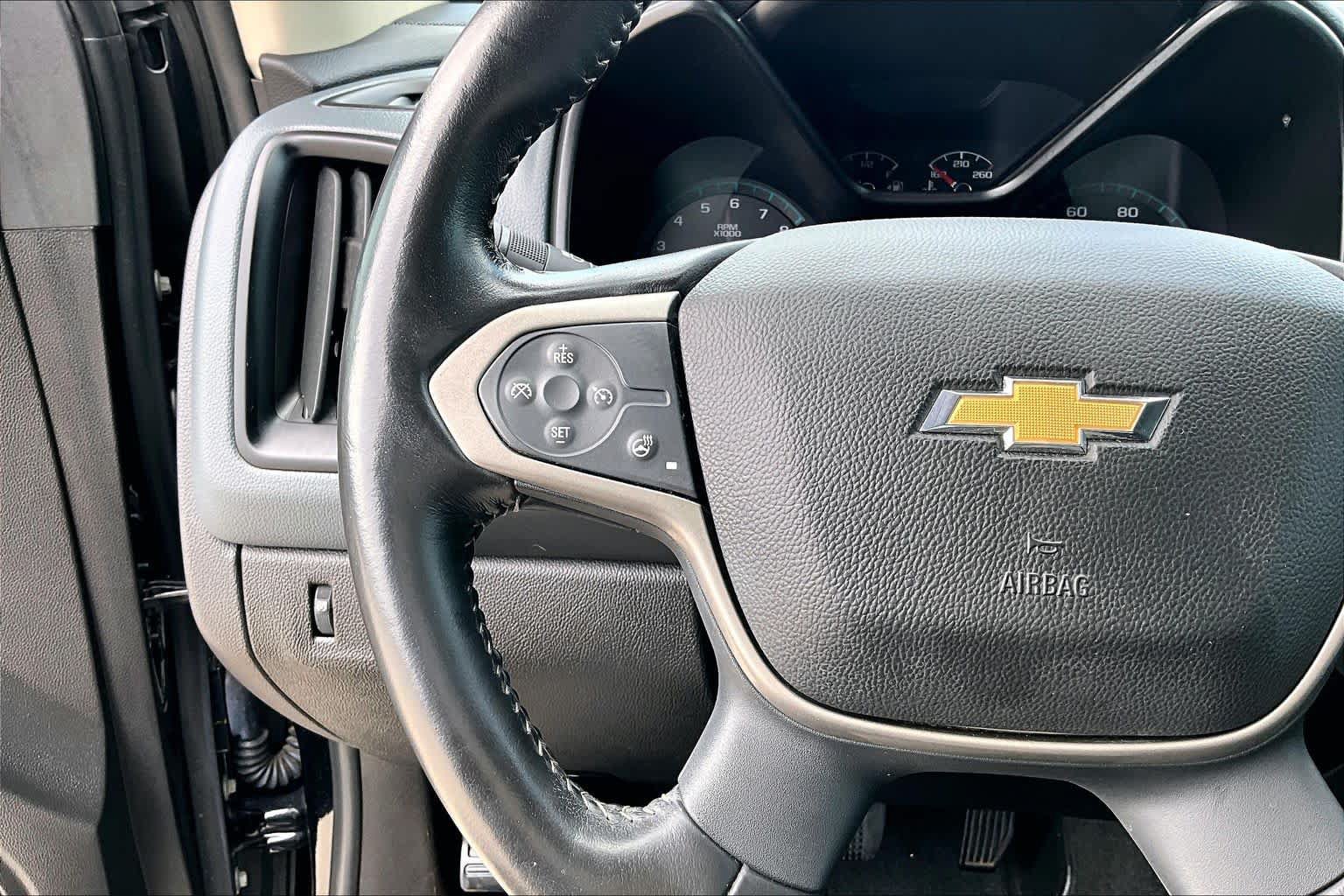 Used 2021 Chevrolet Colorado Z71 w/ Z71 Midnight Edition RWD image 24