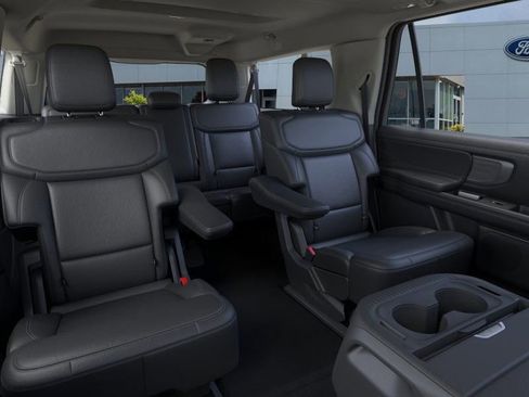 New 2025 Ford Expedition Max Platinum image 13