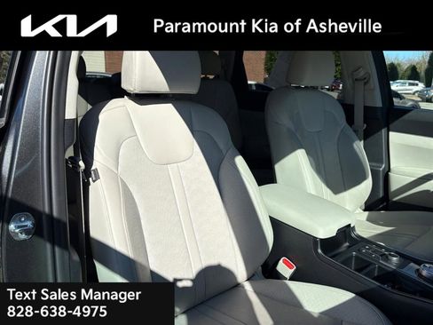 Used 2025 Kia Sorento EX image 20