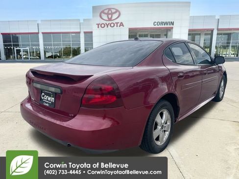 Used 2005 Pontiac Grand Prix GT w/ Leather Trim Package FWD image 5