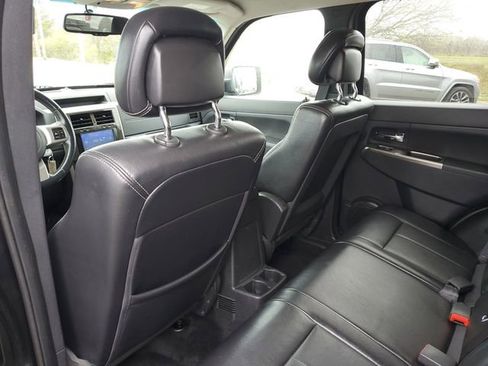 Used 2012 Jeep Liberty Limited Jet w/ Comfort/Convenience Group AWD/4WD image 9