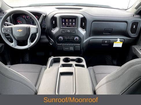 Used 2024 Chevrolet Silverado 1500 Custom RWD image 6