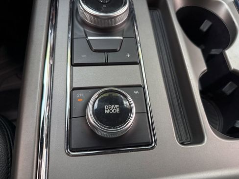 Used 2019 Ford Expedition XLT w/ Equipment Group 201A image 37