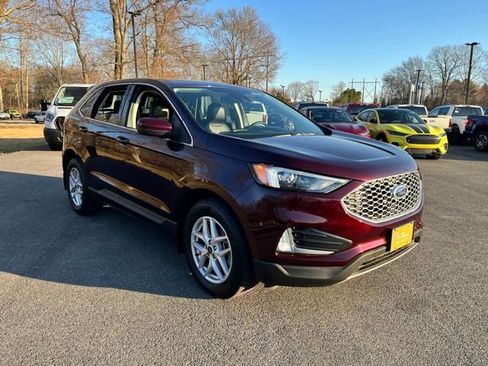 Certified 2024 Ford Edge SEL w/ Convenience Package image 4