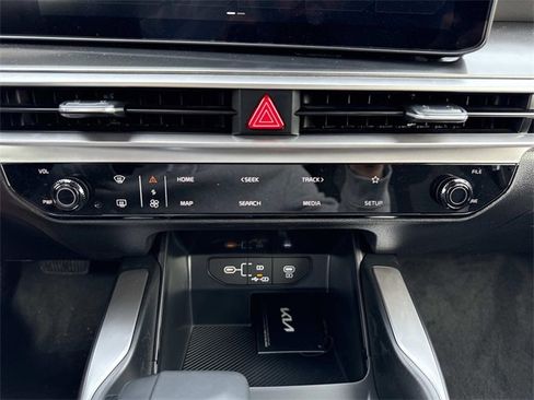 New 2026 Kia Sorento LX image 22