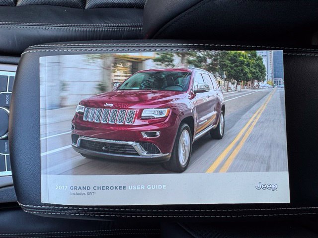 Used 2017 Jeep Grand Cherokee Limited w/ Luxury Group II AWD/4WD image 22