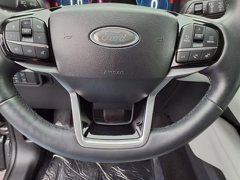 Used 2025 Ford Explorer Platinum w/ Ultimate Package AWD/4WD image 24