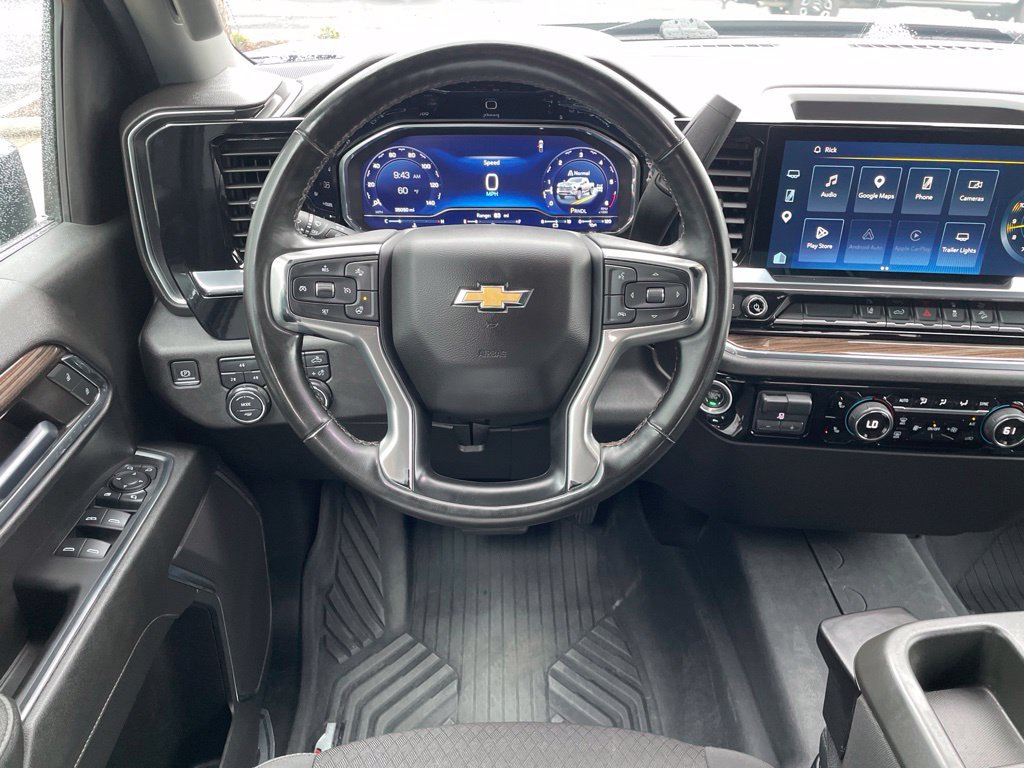 Used 2024 Chevrolet Silverado 2500 LT AWD/4WD image 12