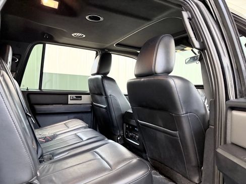 Used 2015 Ford Expedition EL Limited w/ Equipment Group 301A AWD/4WD image 37