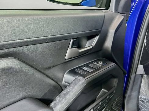Used 2025 Toyota Tacoma TRD Sport RWD image 15