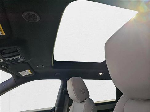 New 2026 Land Rover Range Rover Evoque S image 29