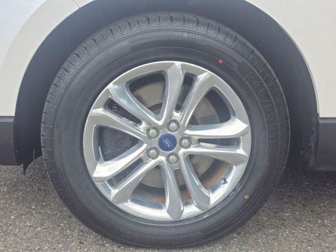 Used 2018 Ford Edge SEL w/ Canadian Touring Package AWD/4WD image 8