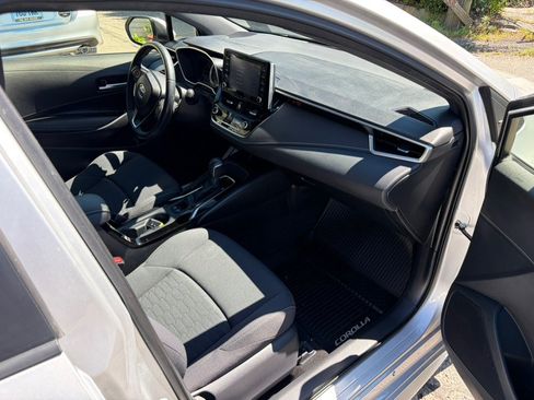 Used 2019 Toyota Corolla SE FWD image 24