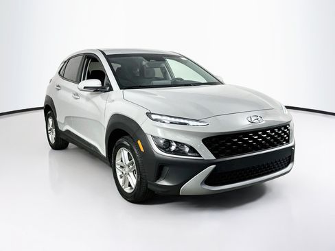 Used 2023 Hyundai Kona SE w/ Cargo Package AWD/4WD image 3