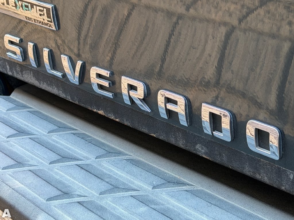 Used 2010 Chevrolet Silverado 1500 LT AWD/4WD image 8