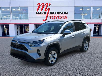 Used 2020 Toyota RAV4 XLE w/ Convenience Package