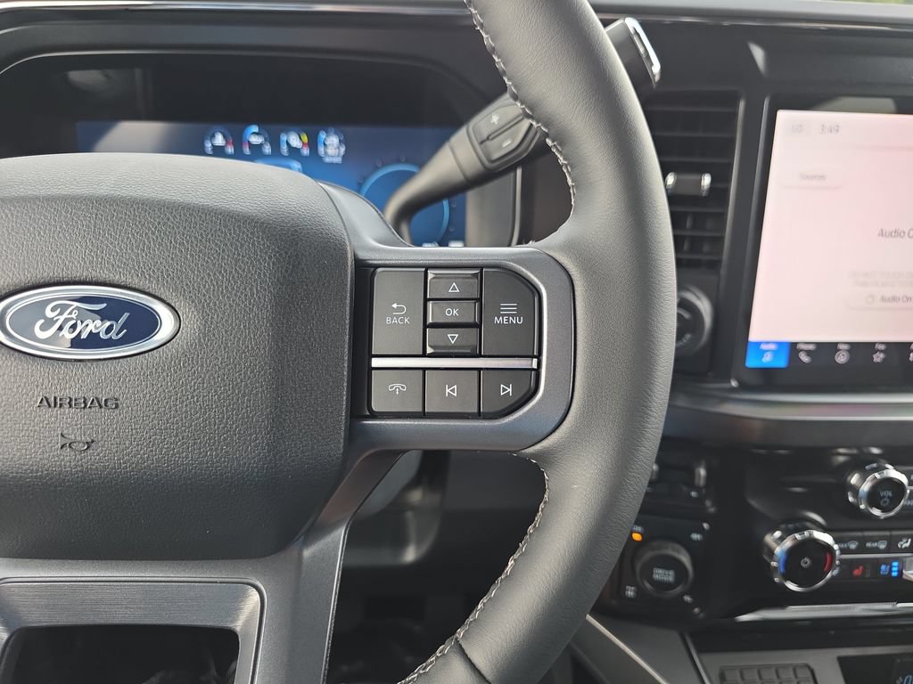 New 2026 Ford F350 Lariat w/ Black Appearance Package AWD/4WD image 23