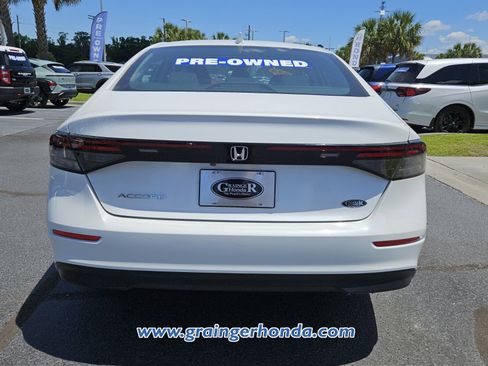 Used 2024 Honda Accord EX image 4