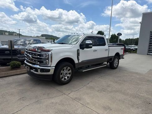 Used 2024 Ford F250 Lariat w/ Chrome Package AWD/4WD image 2