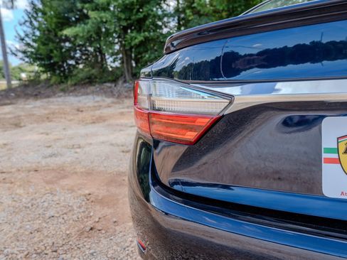 Used 2018 Lexus ES 350 w/ Premier Package FWD image 10